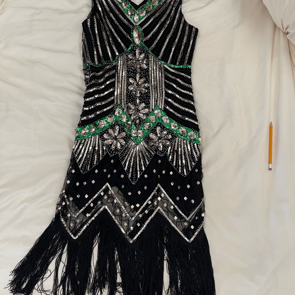 Size medium sequins 1920’s party flapper dress